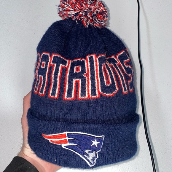 NFL New England Patriots Pom Beanie Official Team Apparel - Picture 3 of 7